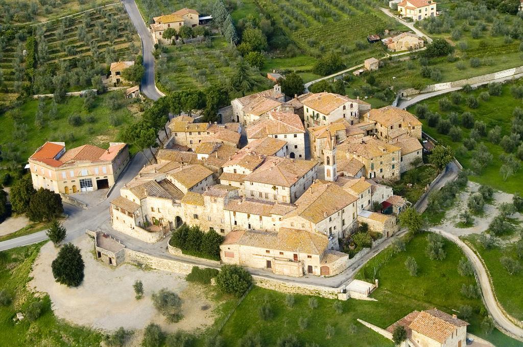Borgo San Gusme Apartment ภายนอก รูปภาพ