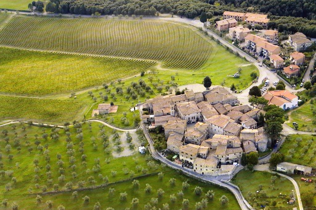 Borgo San Gusme Apartment ภายนอก รูปภาพ
