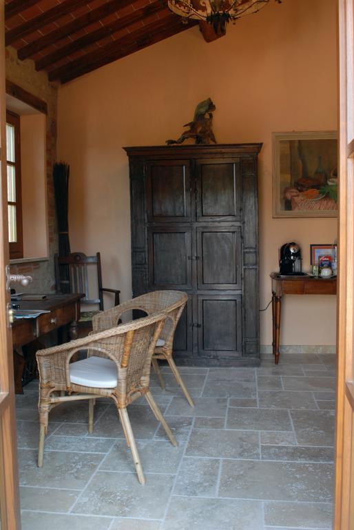 Borgo San Gusme Apartment ภายนอก รูปภาพ