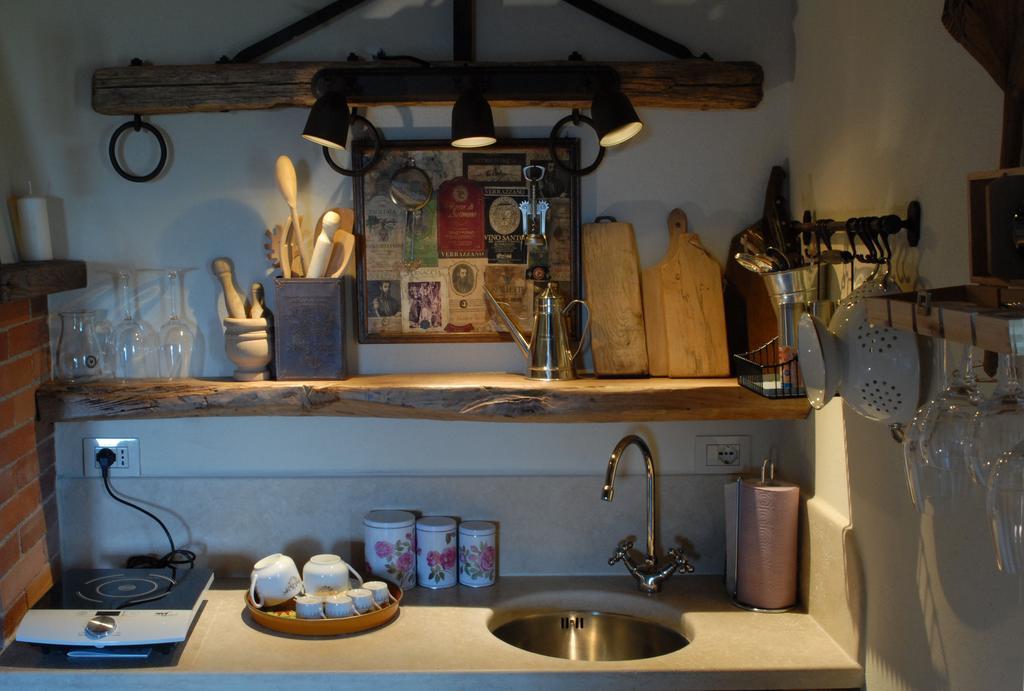 Borgo San Gusme Apartment ภายนอก รูปภาพ