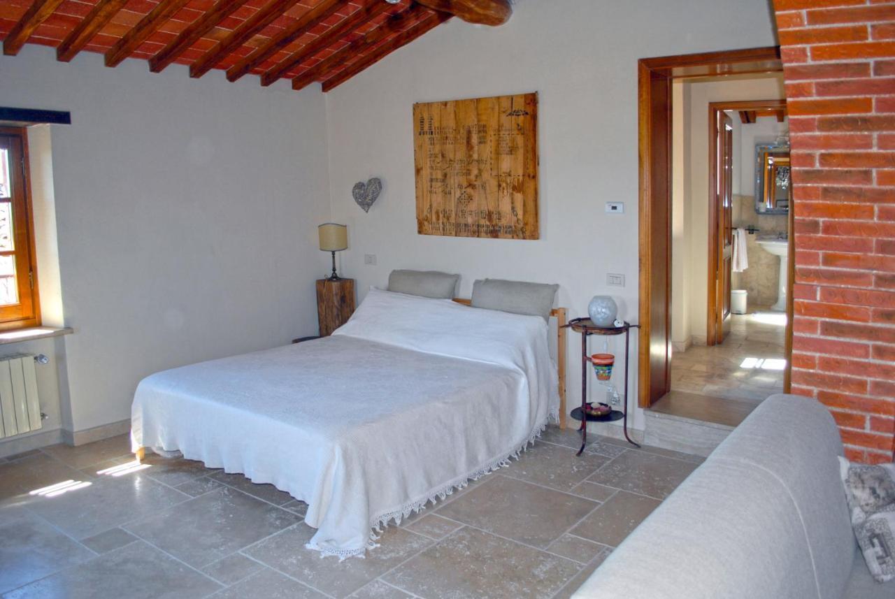 Borgo San Gusme Apartment ภายนอก รูปภาพ