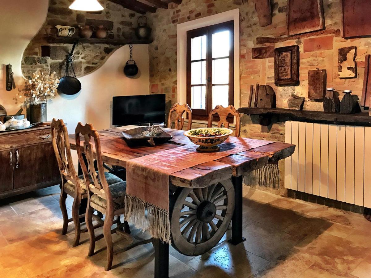Borgo San Gusme Apartment ภายนอก รูปภาพ