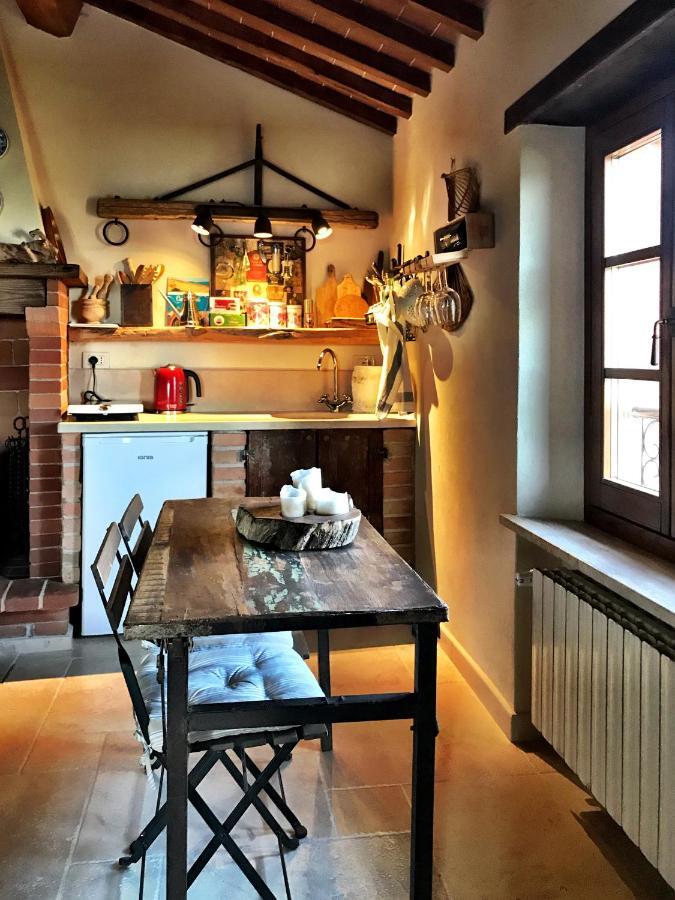 Borgo San Gusme Apartment ภายนอก รูปภาพ